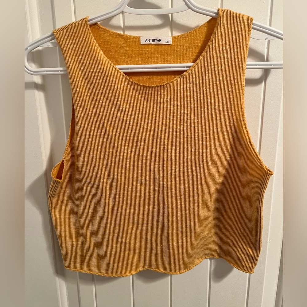 ANTISTAR Crop Top